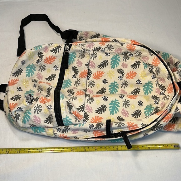 VANS Realm Floral Canvas Backpack - design collaboration with ASPCA - Picture 14 of 16